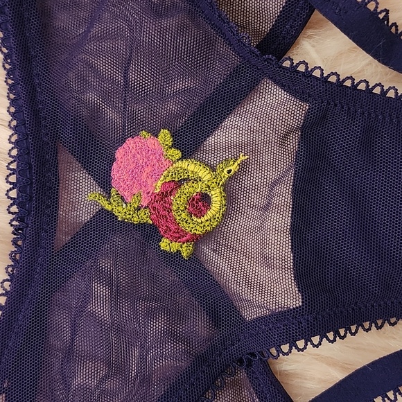 Brand New VICTORIA'S SECRET HIGH LEG CULOTTE PANTY-XS - Picture 5 of 5